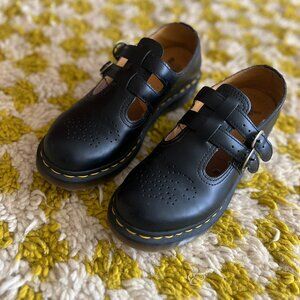 Dr. Martens Smooth Leather Mary Jane Shoe - US 9
